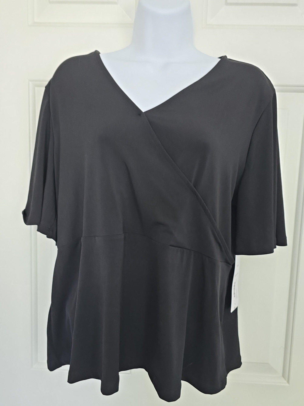 Liz Claiborne Petite L NWT Black Faux Wrap Peplum Flutter Sleeve Top